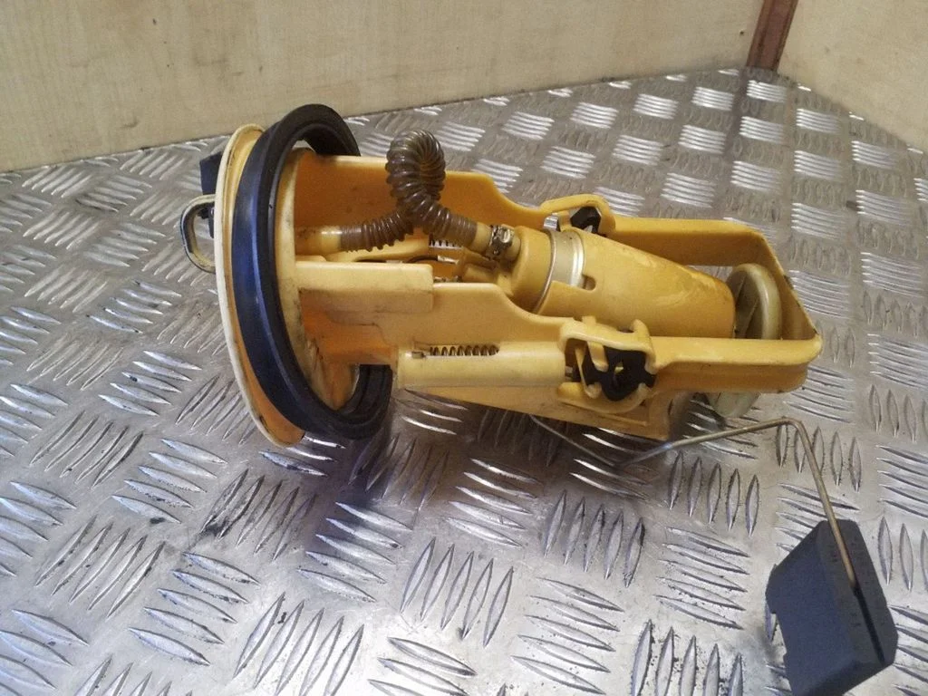 Kütuse kõrgsurvepump 228214
