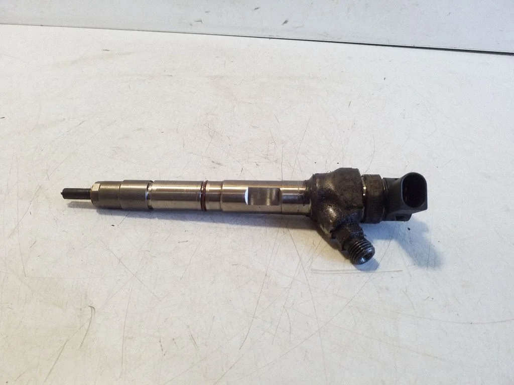 Fuel injector 04L130277AC
