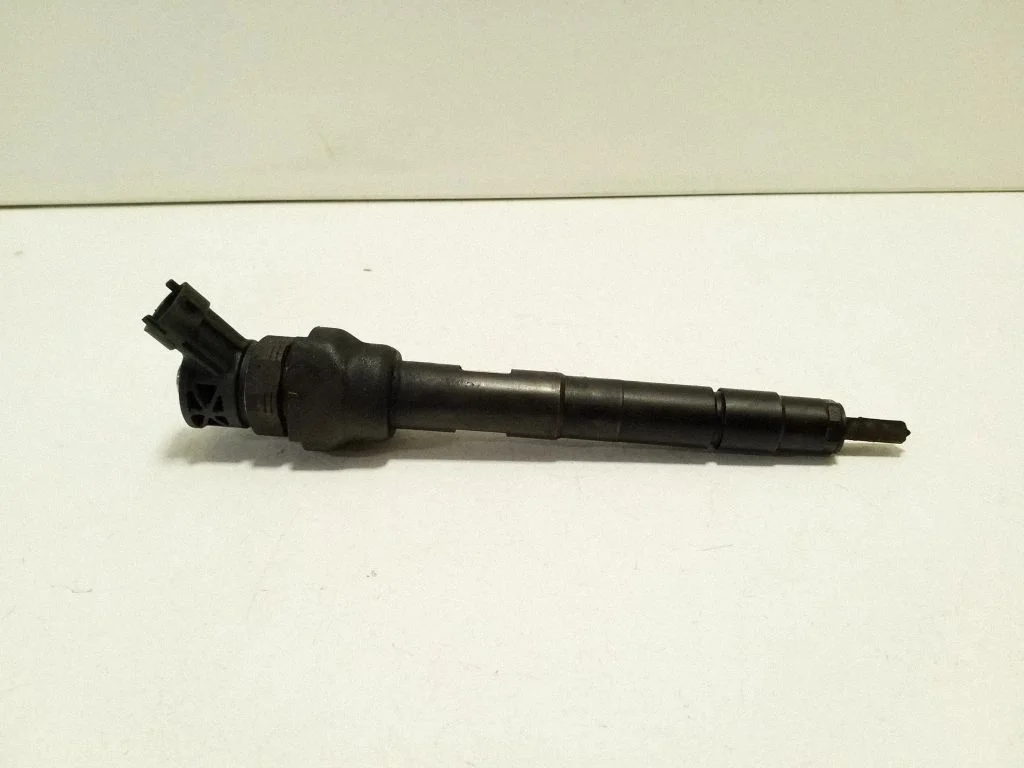 Fuel injector 0445110664