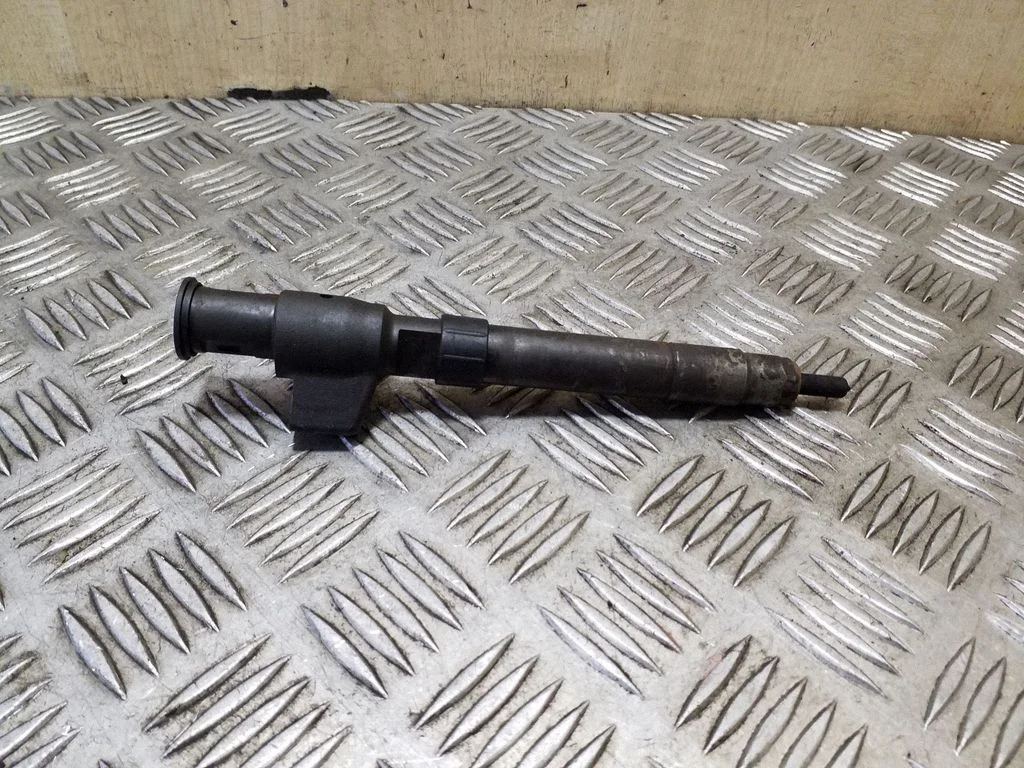 Fuel injector 9674984080 – Citroen C4 Grand Picasso (2013-2018)