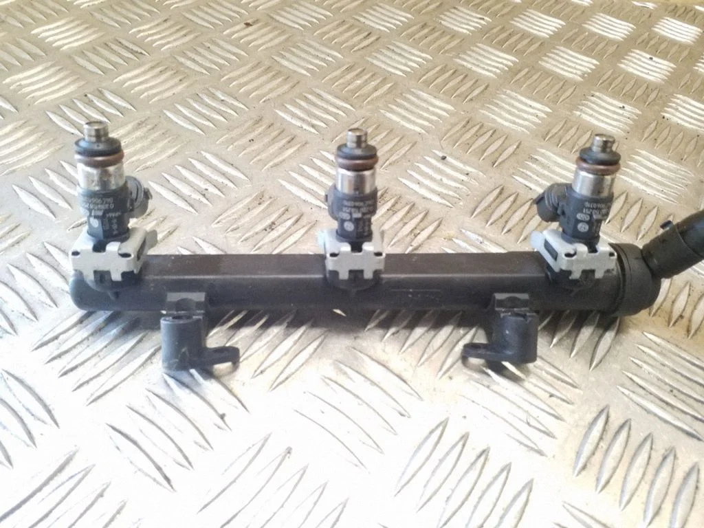Fuel injector 0280151282