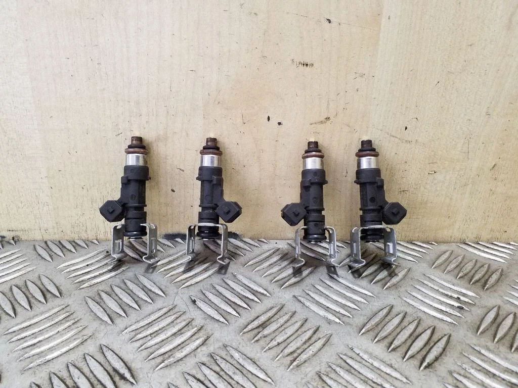 Fuel injectors set 0280158207