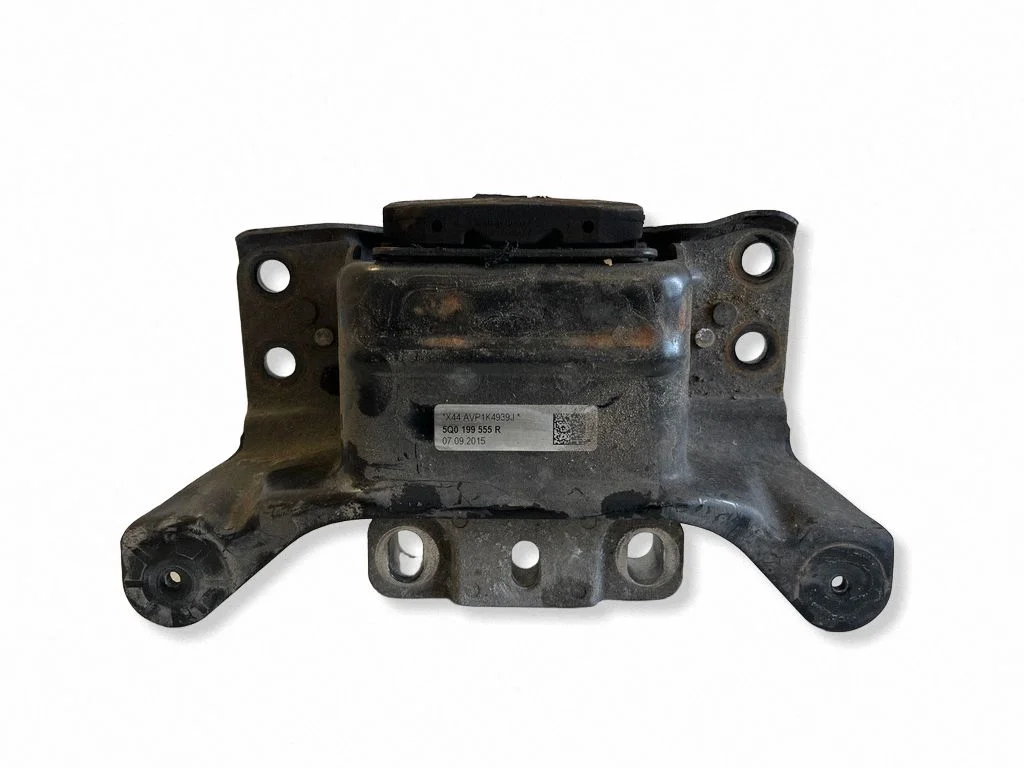 Engine mount bracket – Audi A3 S3 8V (2013-2019)