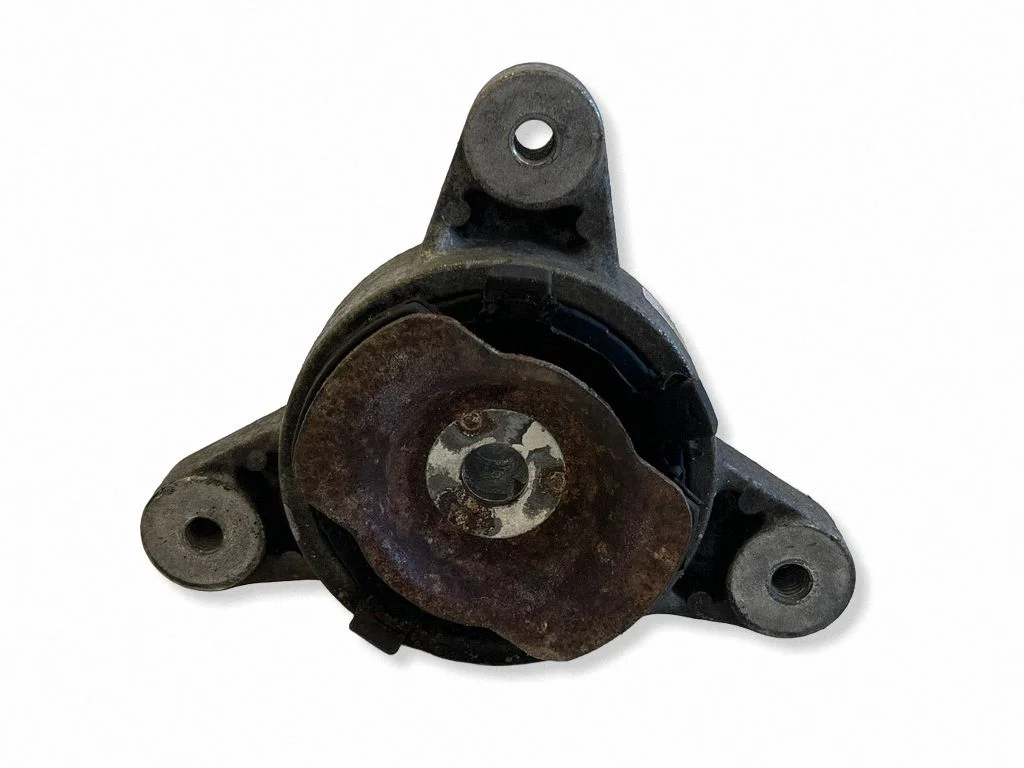 Engine mount bracket 06700036310 – Maserati Ghibli (2013-)