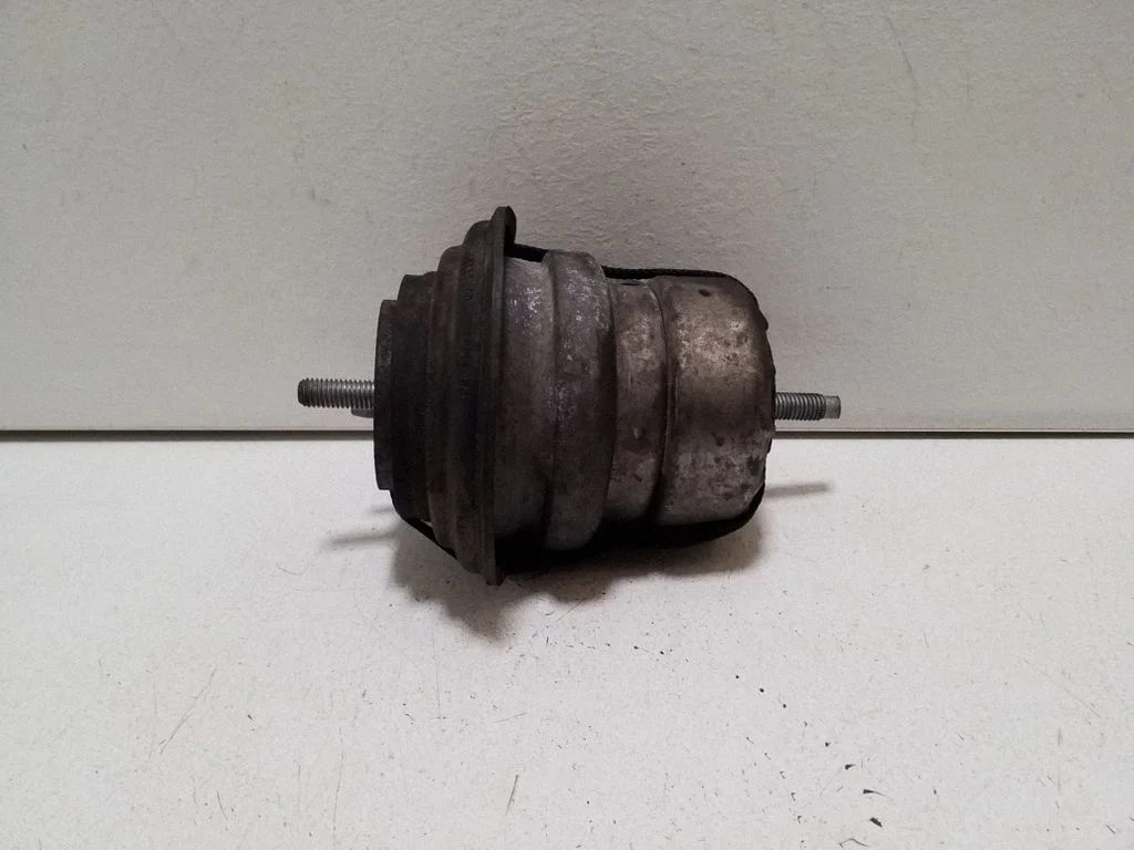 Mootoripadi 8X236A003DA