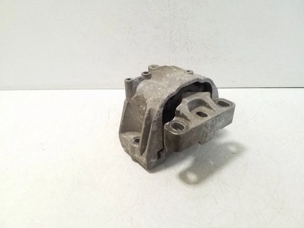 Engine mount bracket 1K0199262
