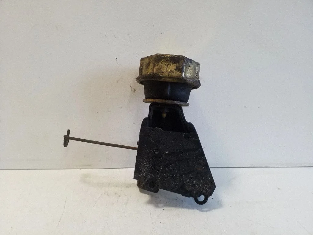 Engine mount bracket 701199201B