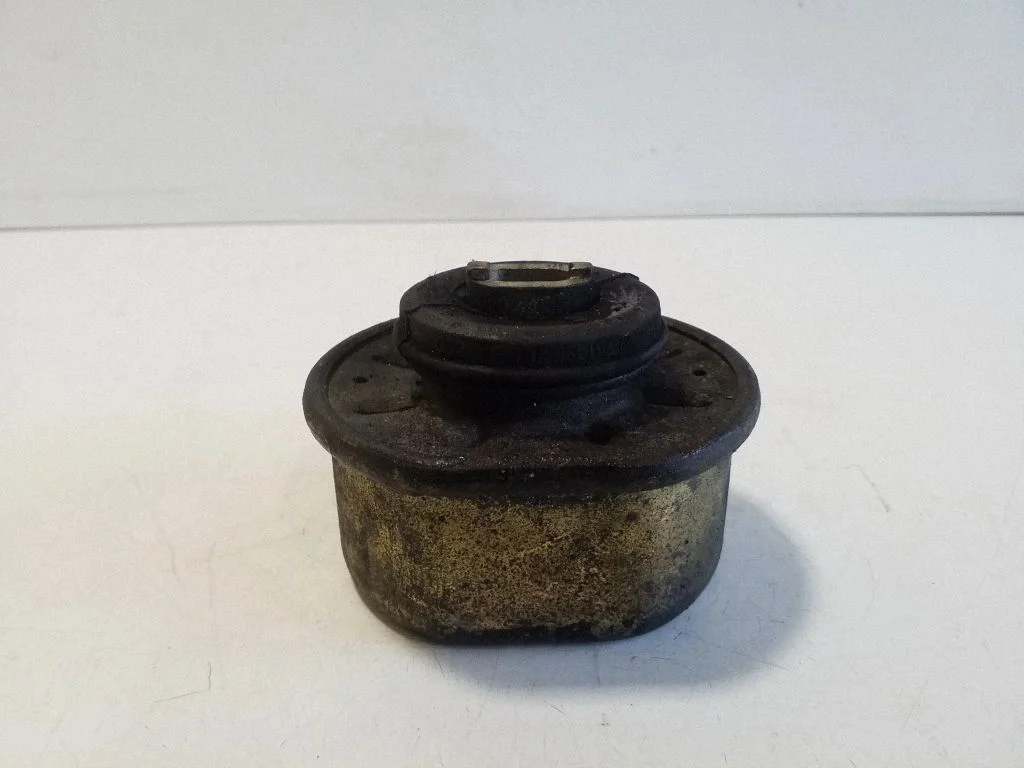 Engine mount bracket 701199201B