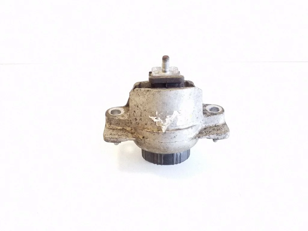 Engine mount bracket – left
