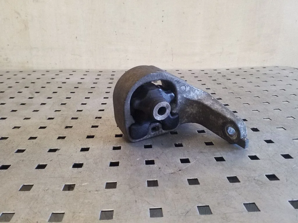 Engine mount bracket 1F0314 – Subaru Outback (2009-2014)