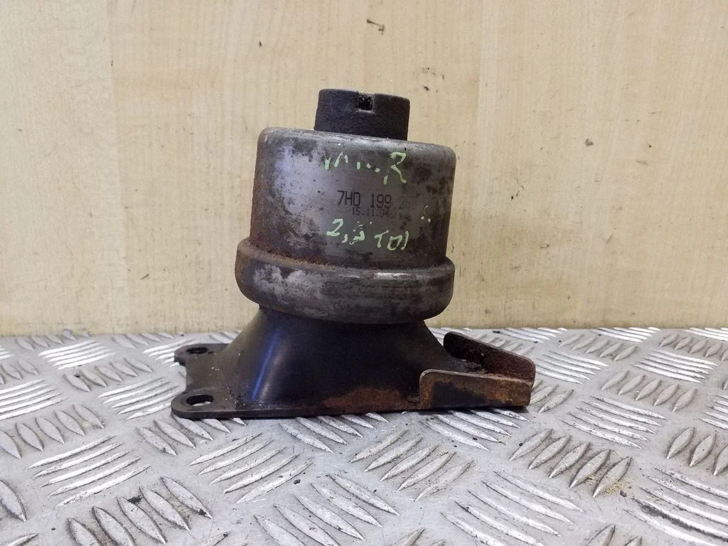 Mootoripadi 7H0199256E