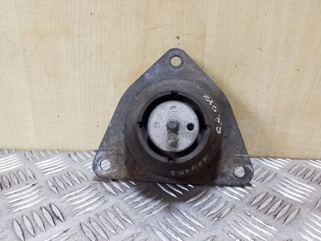 Engine mount bracket 6025310282