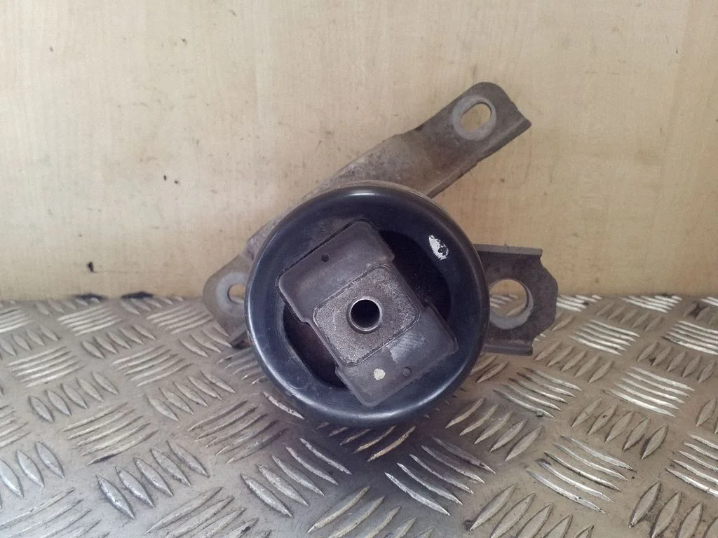 Mootoripadi 6G926F012BD