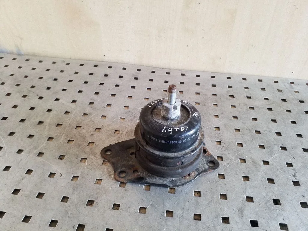 Engine mount bracket 6Q0199262BD
