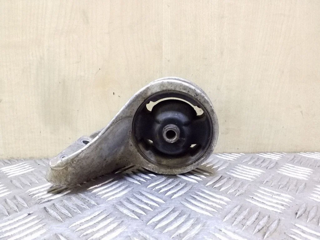 Engine mount bracket 2193126200PH