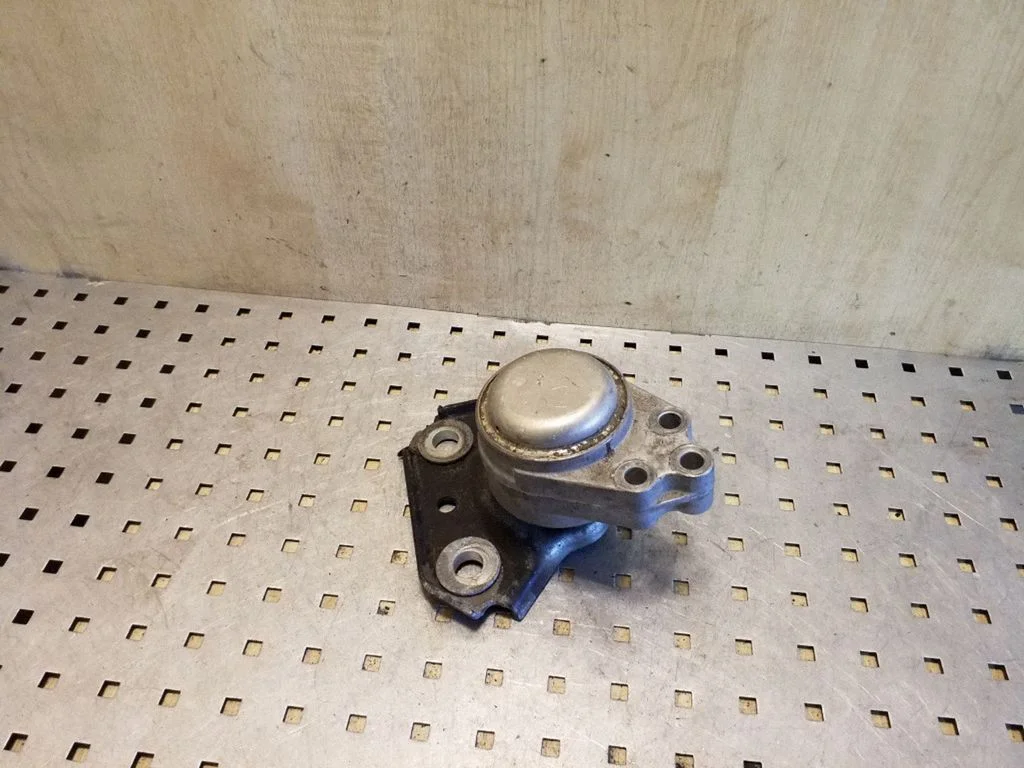 Engine mount bracket 2S616F012FA