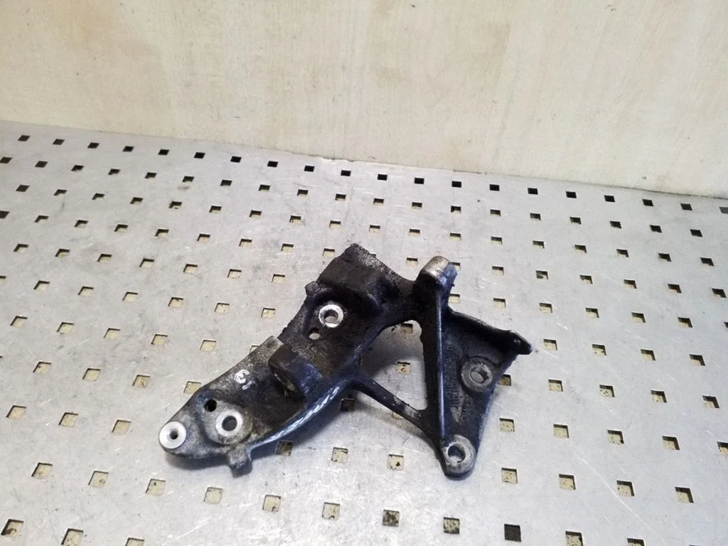 Generaatori kronstein – Mazda 3 II (2009-2013)