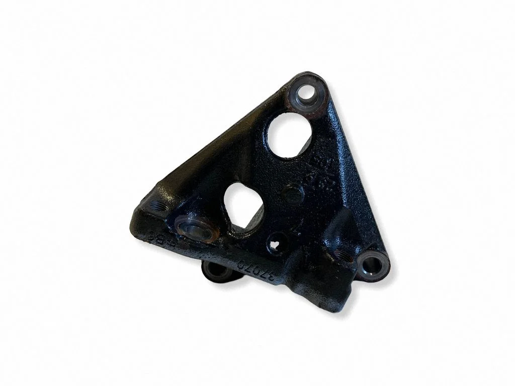 Mootori kinnituskronstein 37070