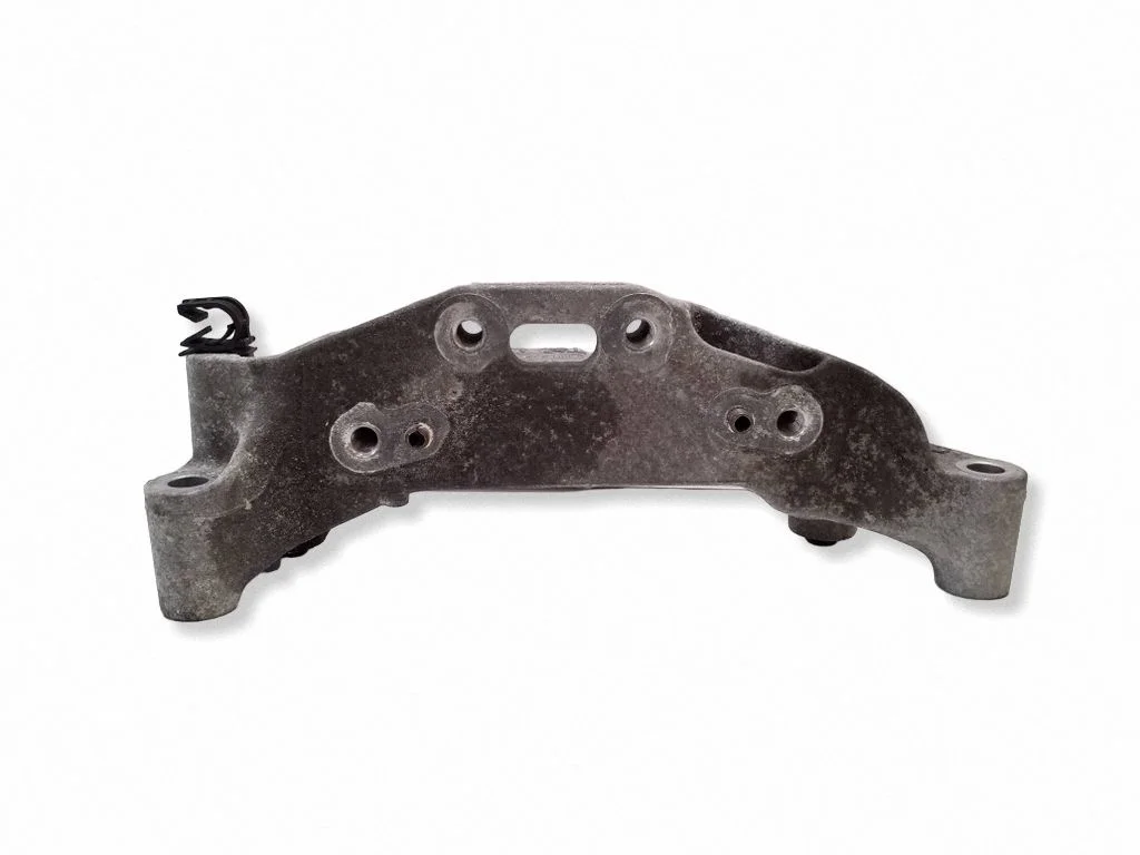 Engine mounting bracket 9813582980