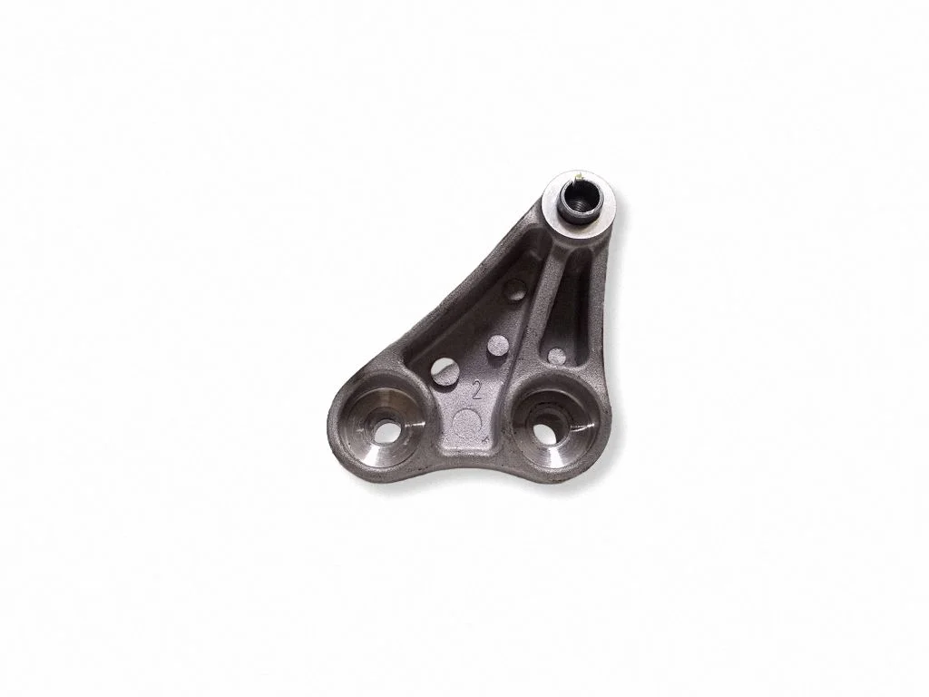 Engine mounting bracket 977031F000