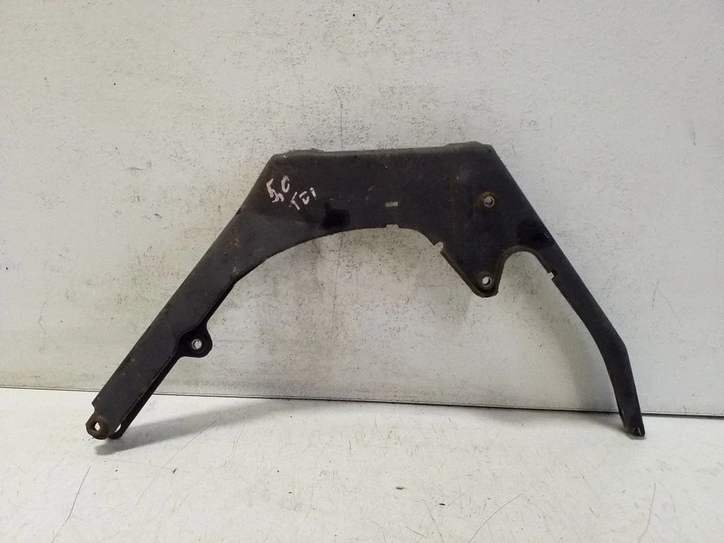 Mootori kinnituskronstein A6110981929