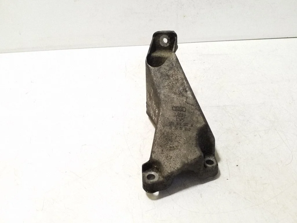 Engine mounting bracket 8E0199307A