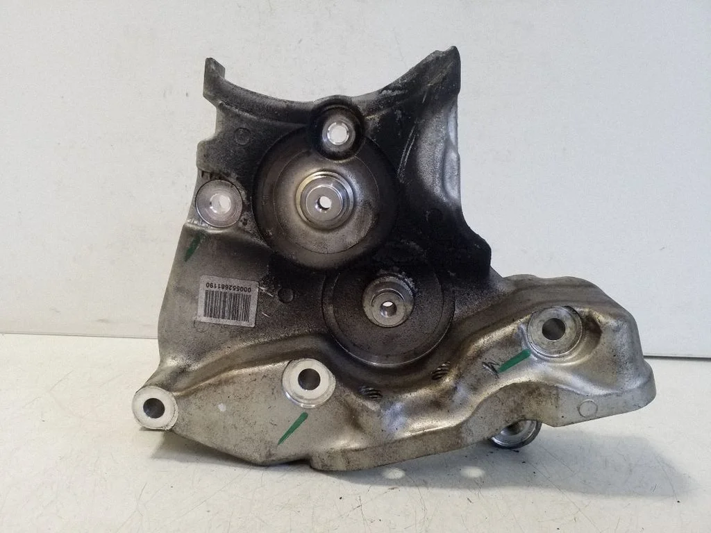 Engine mounting bracket 55268119