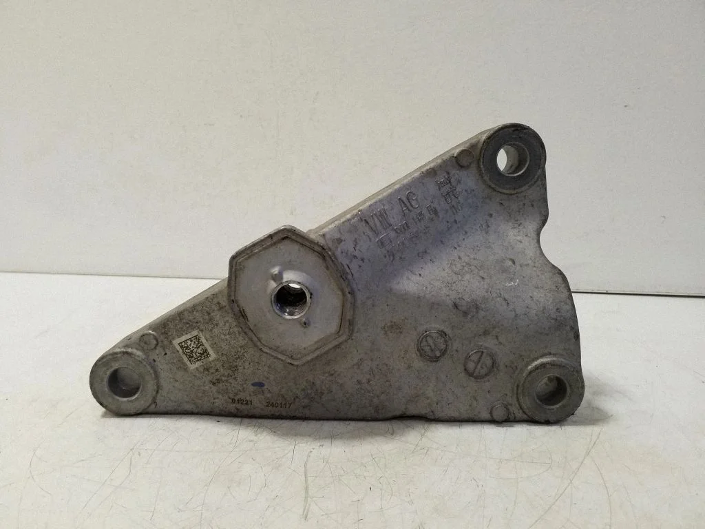 Engine mounting bracket 0ET903145B
