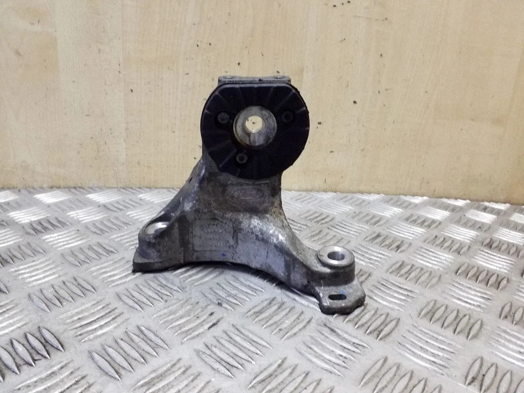 Engine mounting bracket – Ford Ranger (2019-2022)