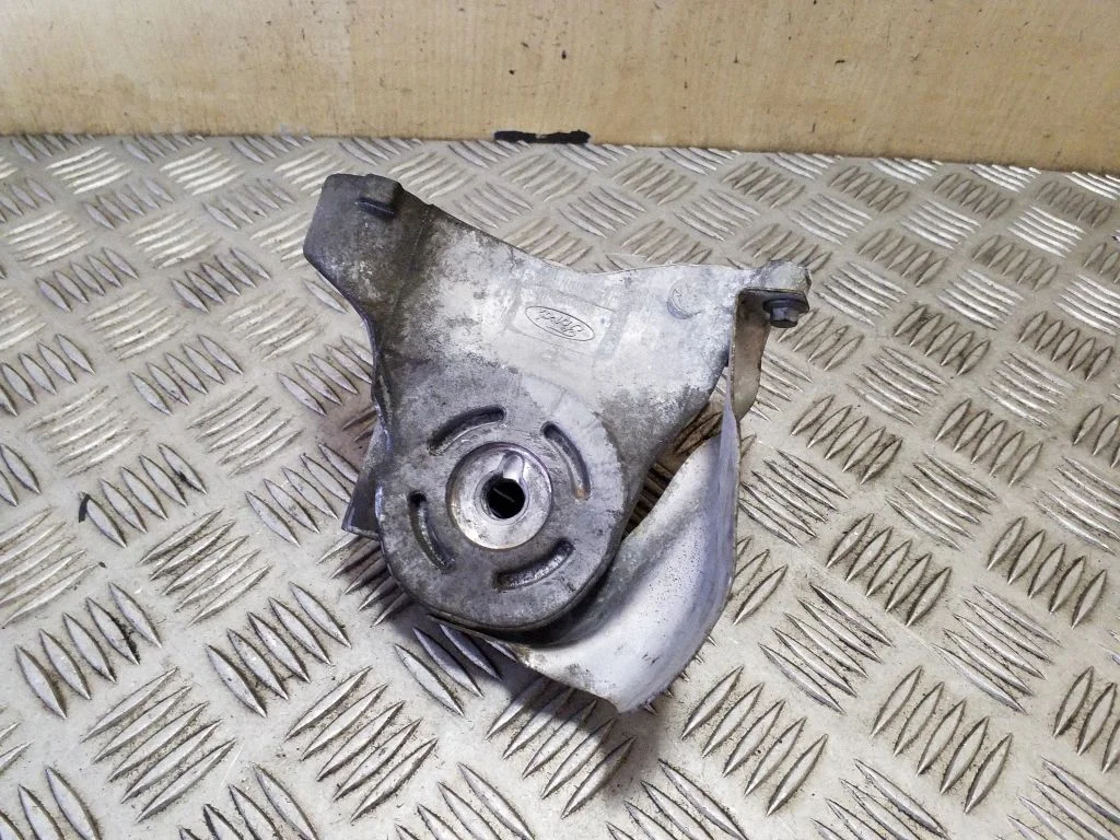 Engine mounting bracket – Ford Ranger (2019-2022)