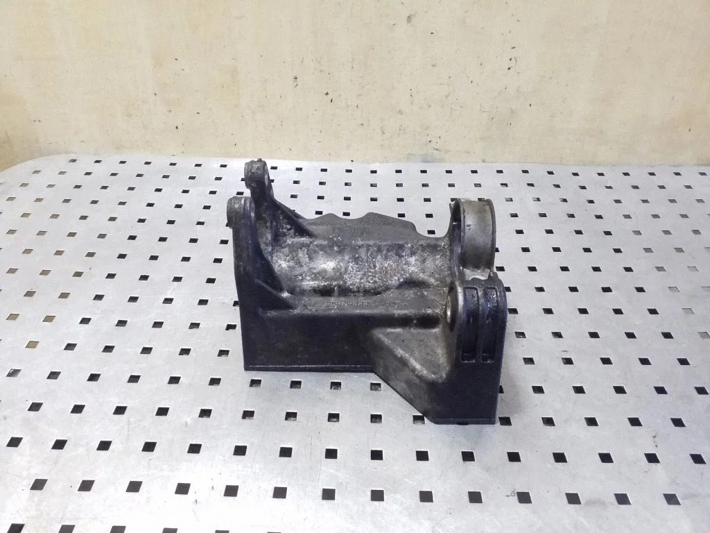 Engine mounting bracket 6G9N4H473CC