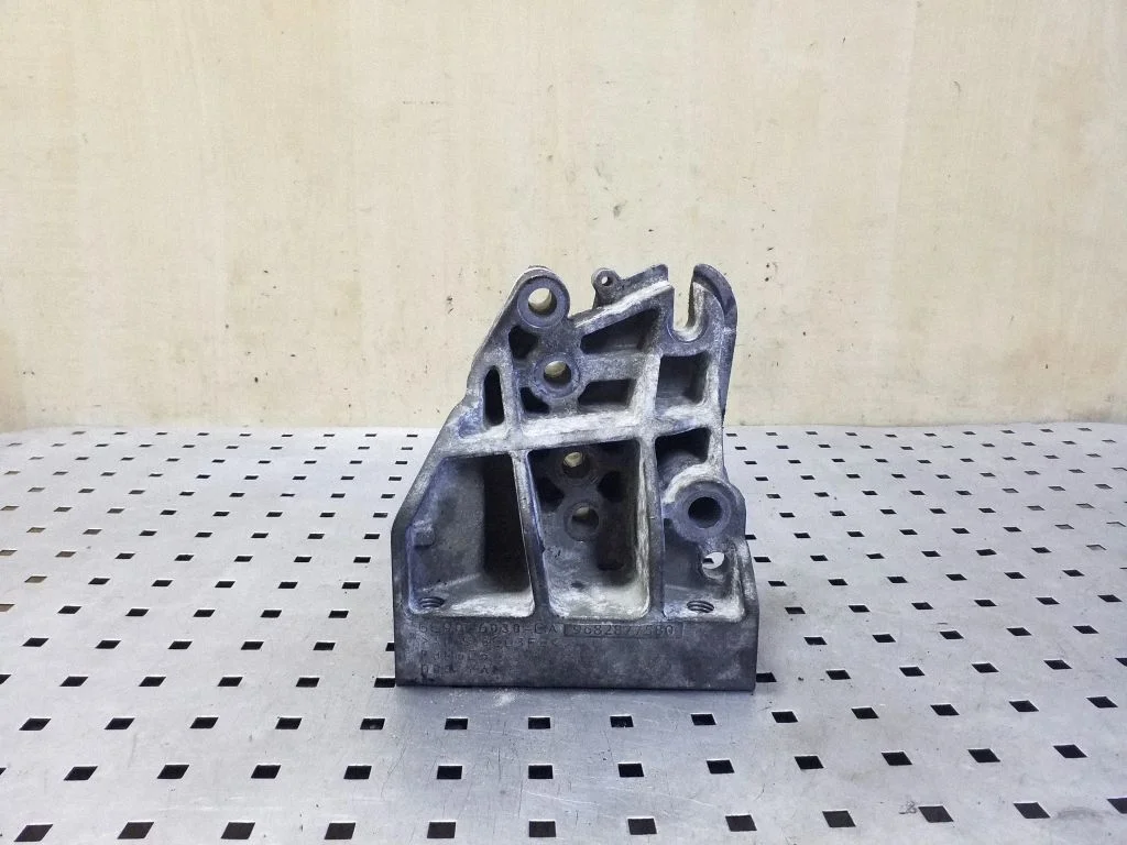 Engine mounting bracket 6G9Q6030CA