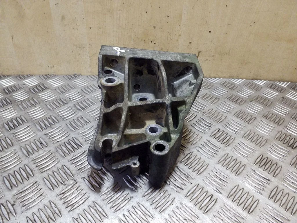 Wspornik silnika 6G9Q6030CA