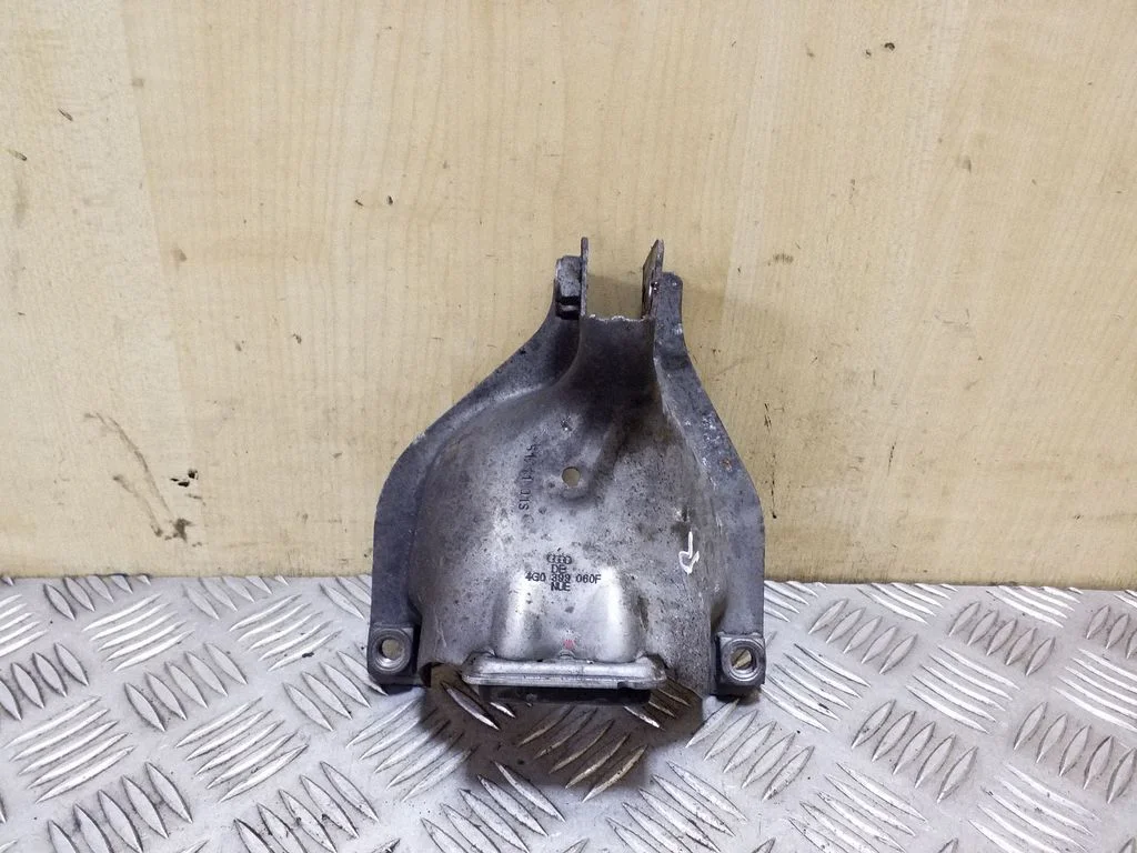 Engine mounting bracket 4G0399060F