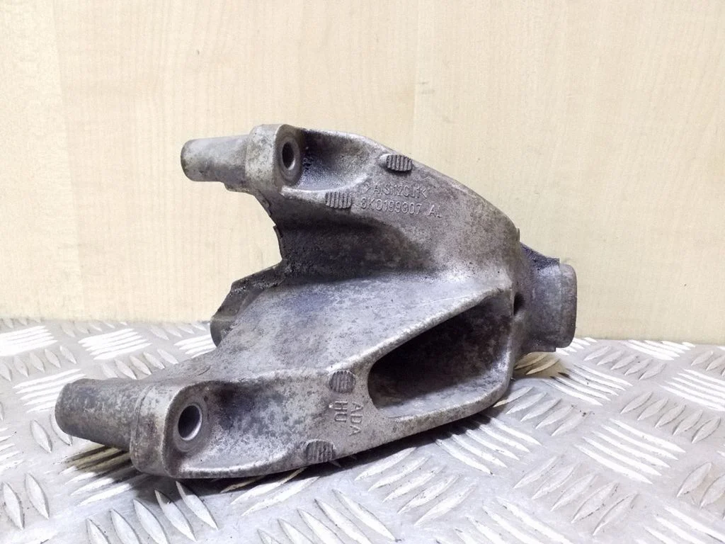 Engine mounting bracket 8K0199307AL