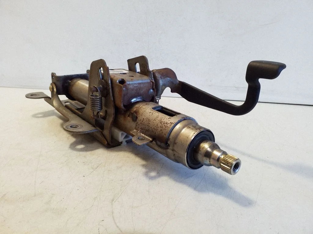 Steering wheel axle 05057166AB