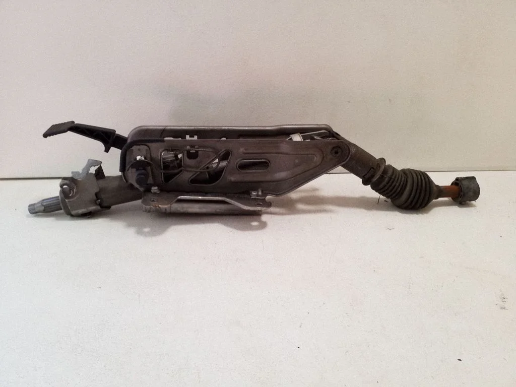 Steering wheel axle BK213C529DE
