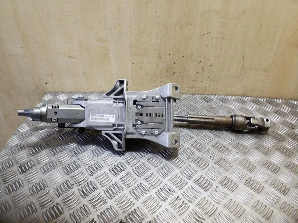 Steering wheel axle P31387340