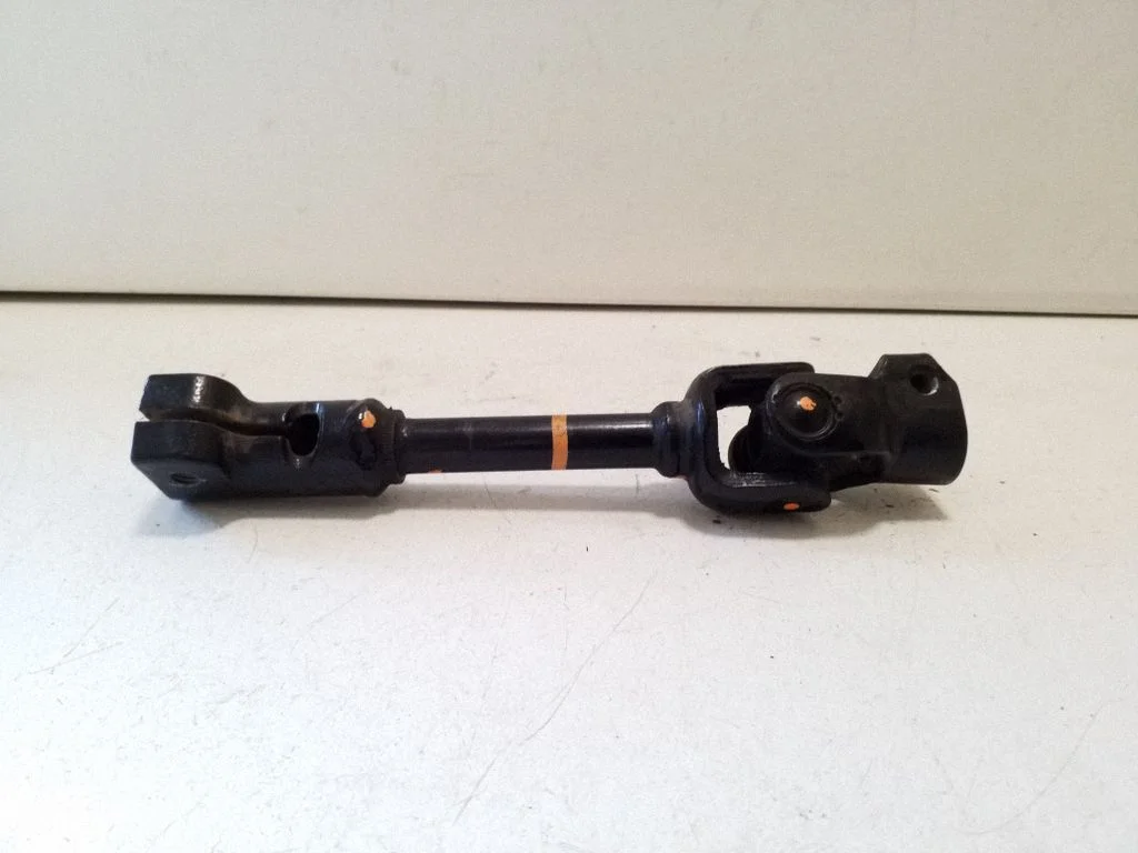 Steering column universal joint