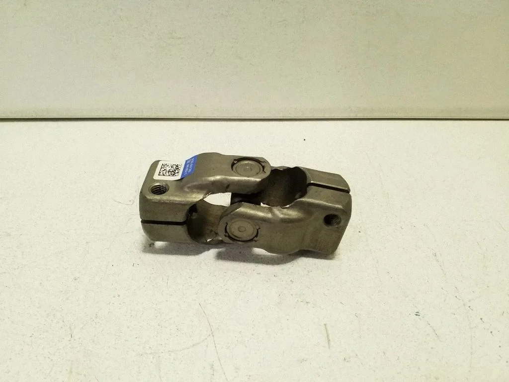 Steering column universal joint 1EC419755B
