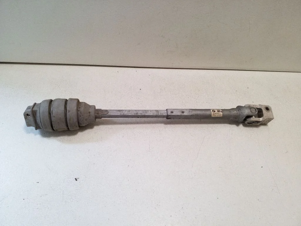 Steering column universal joint 6862089