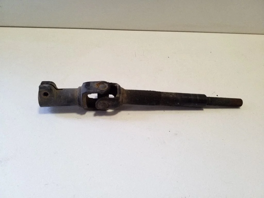 Steering column universal joint