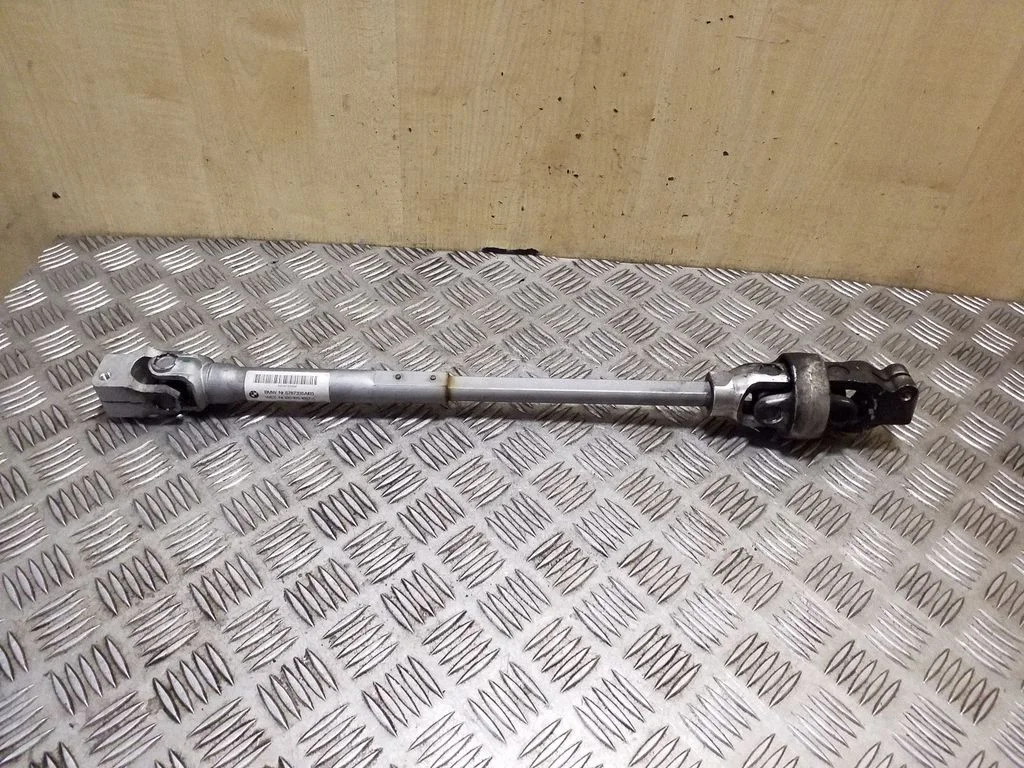 Steering column universal joint 6787335