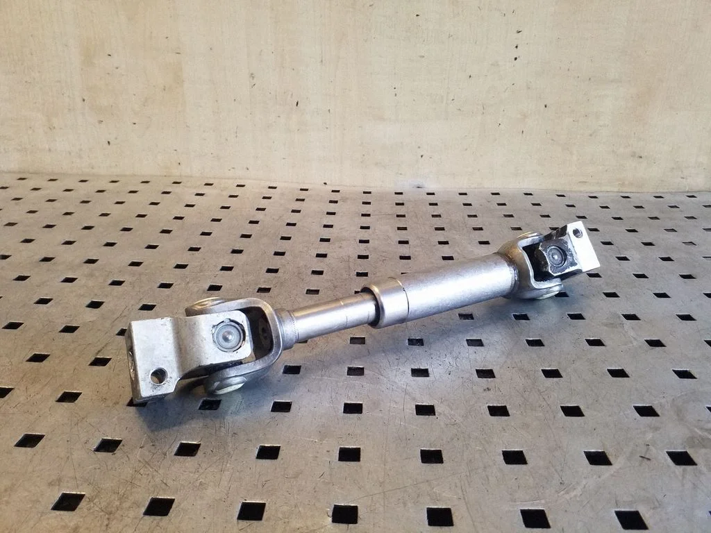 Steering column universal joint 32677692803A