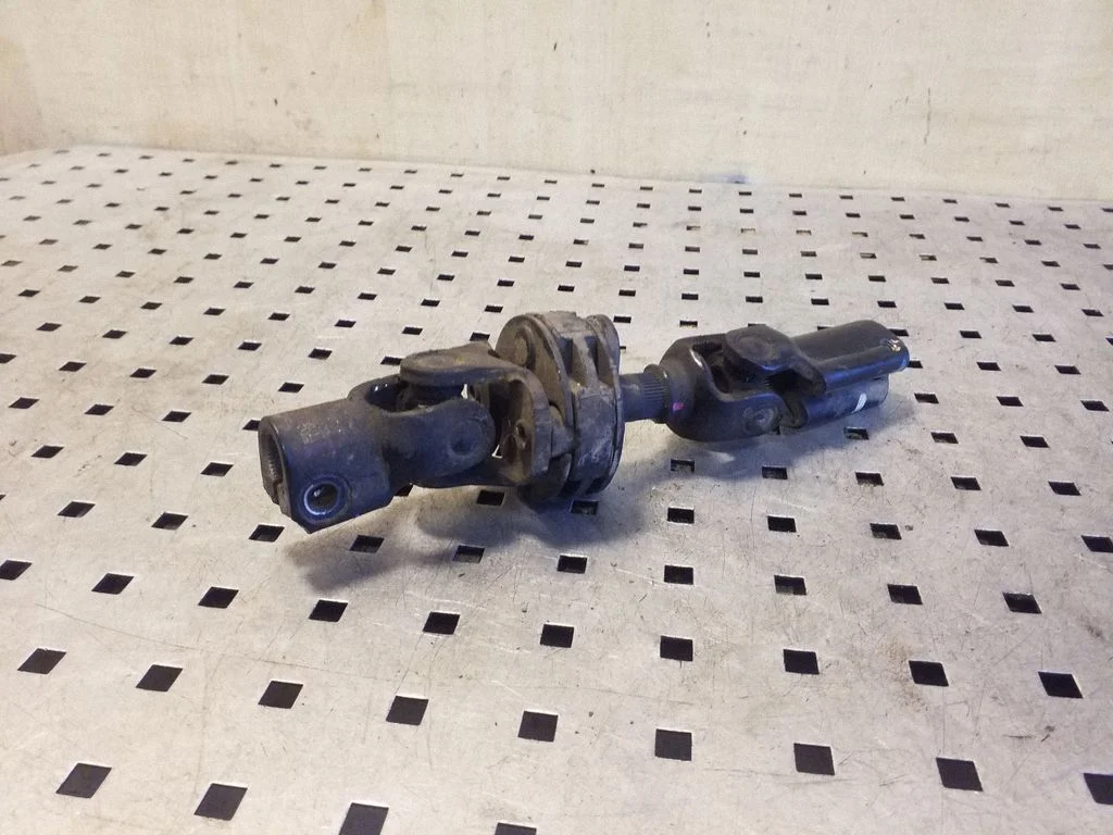 Steering column universal joint