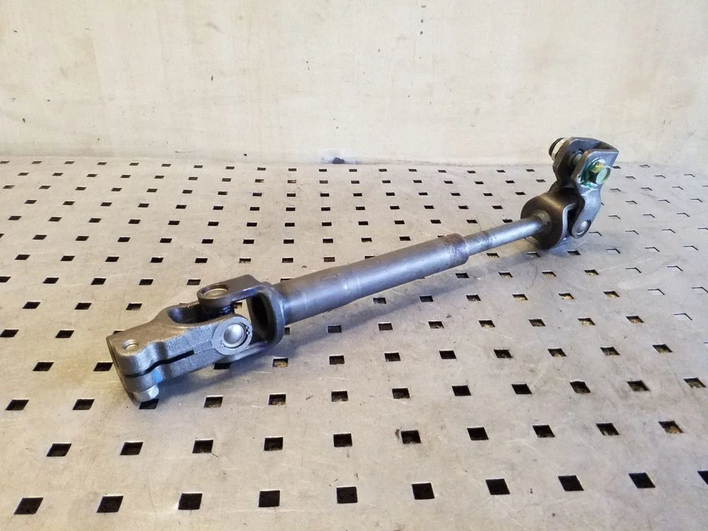 Steering column universal joint