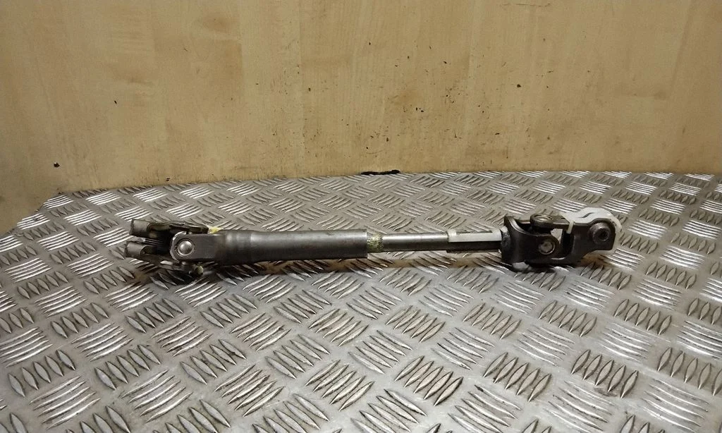 Steering column universal joint