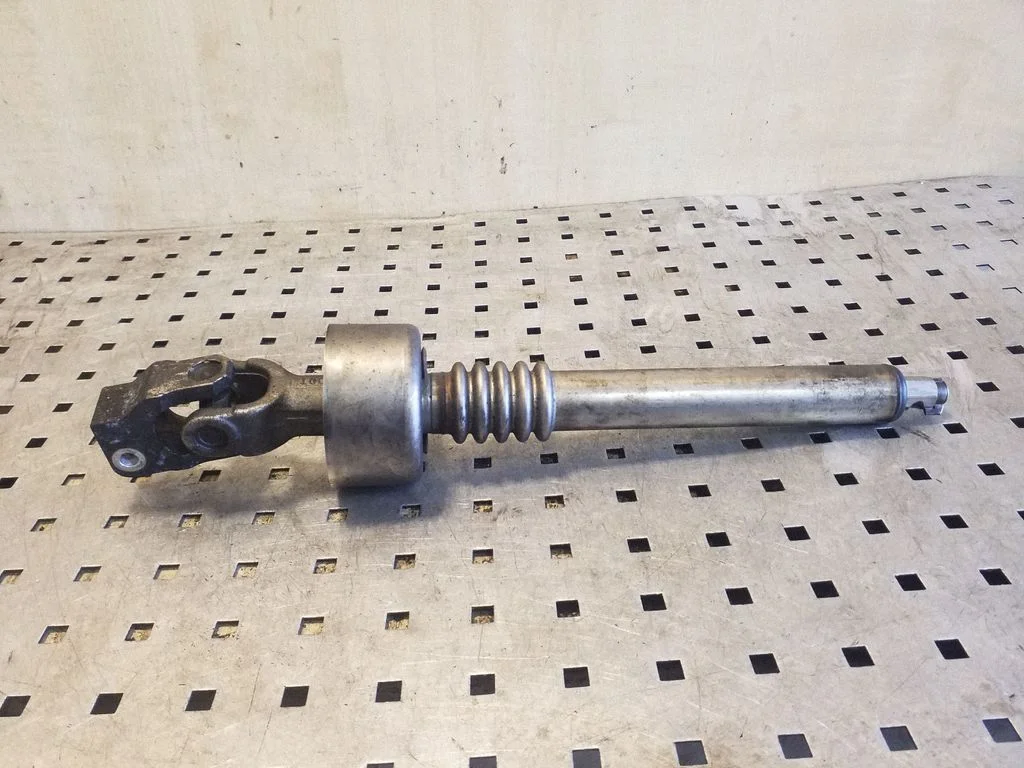 Steering column universal joint