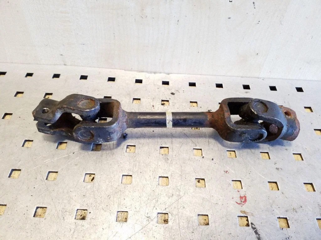 Steering column universal joint