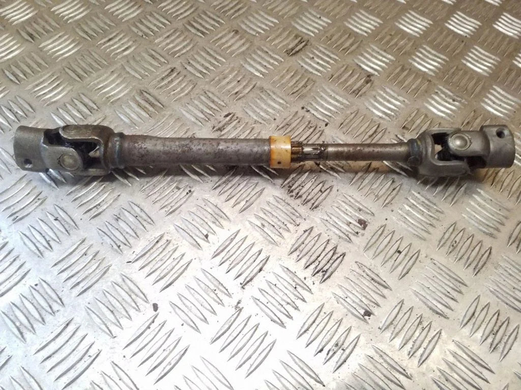 Steering column universal joint